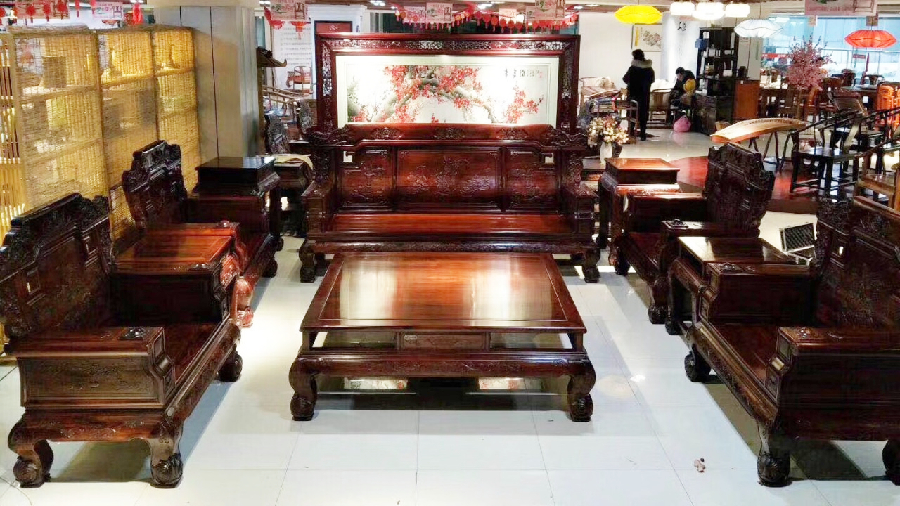 买红木家具就到红尔胜！