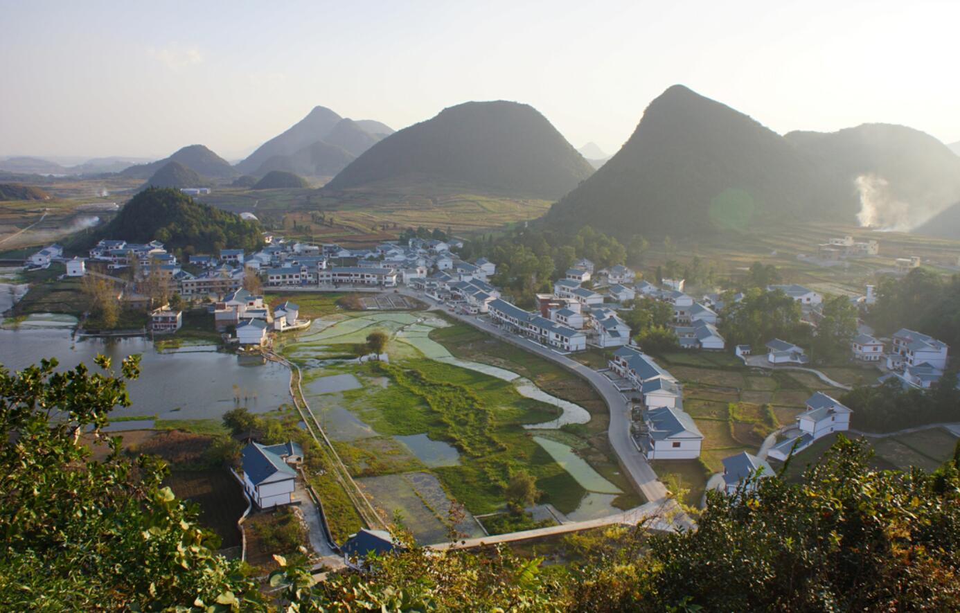 红枫湖镇芦荻哨村龙滩坡组