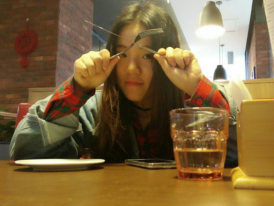 没事儿,你们会很快乐哒! 数媒144 赵涵 学长寄语