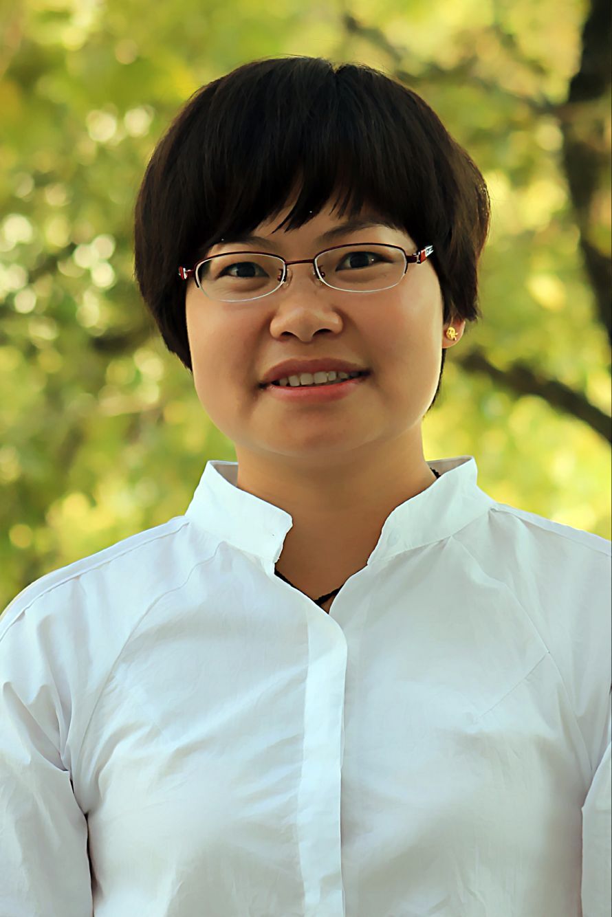 曾获区优秀教师,区优秀少先队员辅导员,乡优秀教师,先进工作者等荣誉
