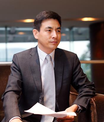 三军医大学 讲座题目:微泡中非编码rna 在心血管中的作用 研究 余细勇