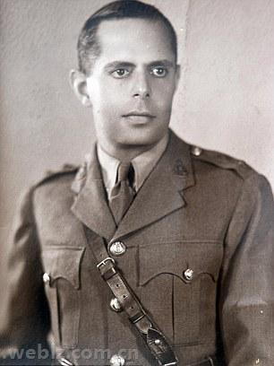 科拉德 tim corrado 英国上校军衔,在军中威望很高,但却是一个非常