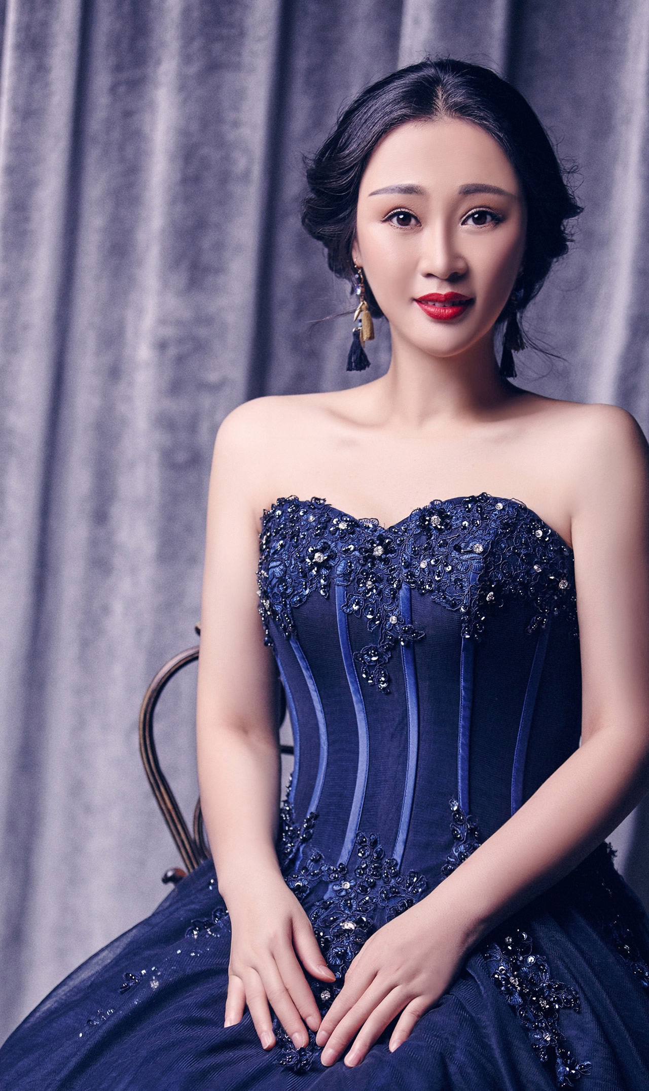 何敏嘉《不忘初心》个人演唱会 邀请函