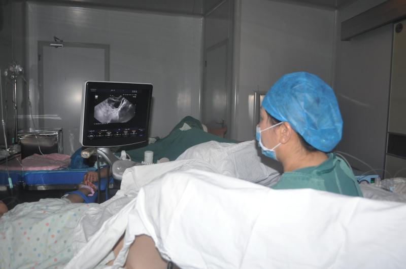 无痛取卵术 "多功能"护士站 一对一就诊服务 每周二全科业务学习