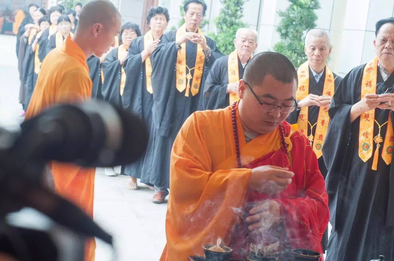 普宁佛教报恩居士林丁酉年水陆法会花絮