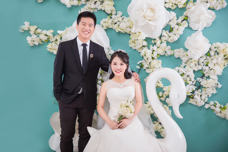 付威&胡俊    婚礼邀请函