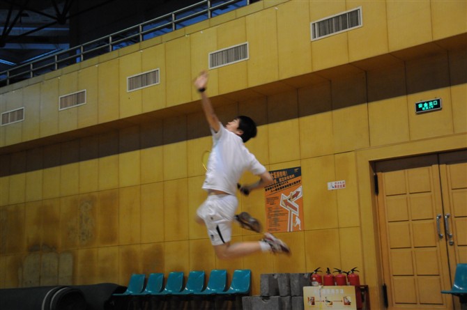 邯郸市精英羽毛球训练基地