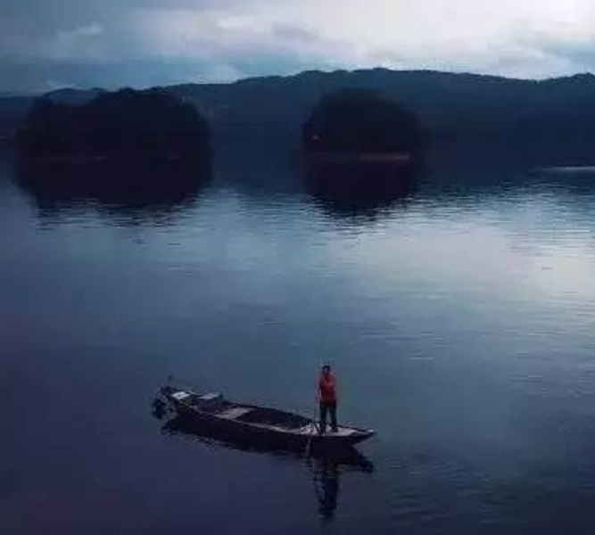 农夫山泉工业旅游体验官