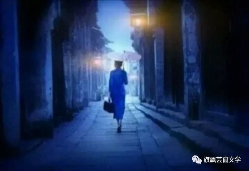 旗飘芸窗